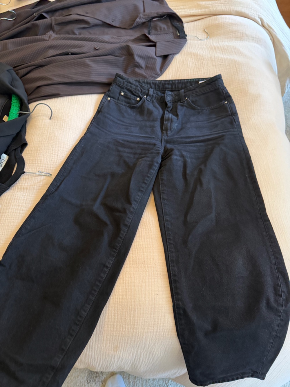 TOTEME Black High-Rise Barrel Jeans